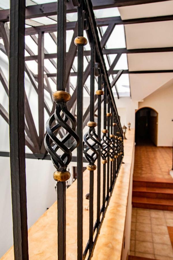 Gosciniec Asticus Bed and Breakfast Jarosław Buitenkant foto