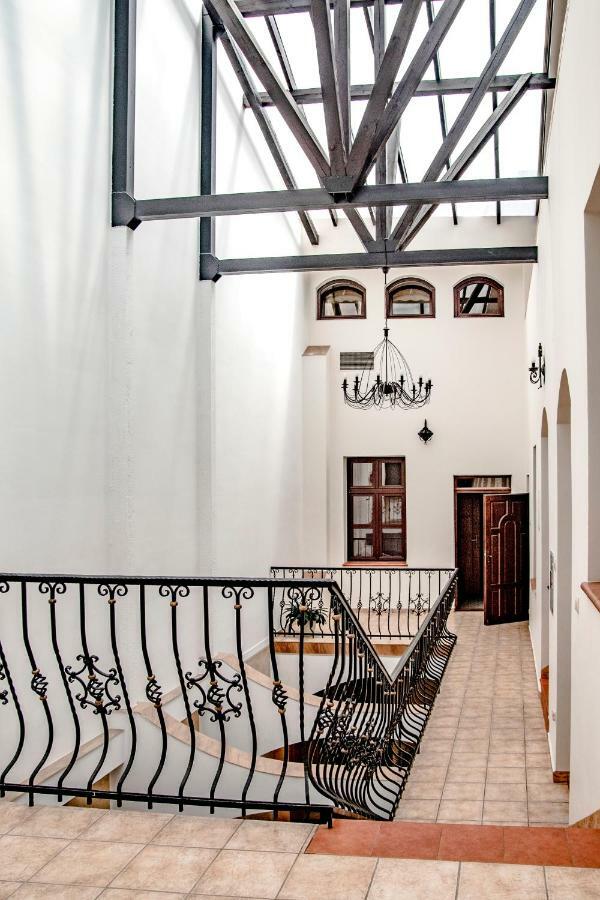 Gosciniec Asticus Bed and Breakfast Jarosław Buitenkant foto